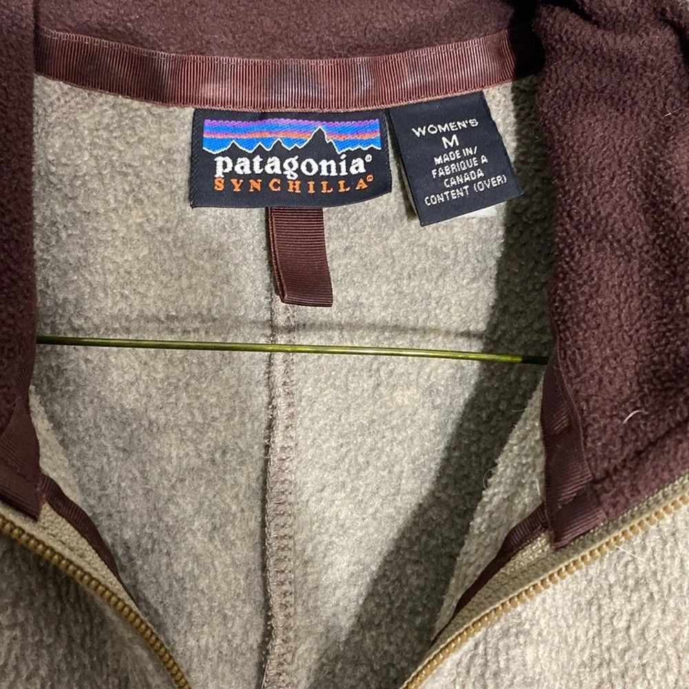 Vintage Patagonia Light Brown Synchilla Vest Women’s Size Medium PRICE FIRM 💥 - Picture 5 of 10